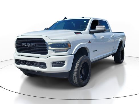 Used 2020 RAM 2500 Laramie AWD/4WD image 3