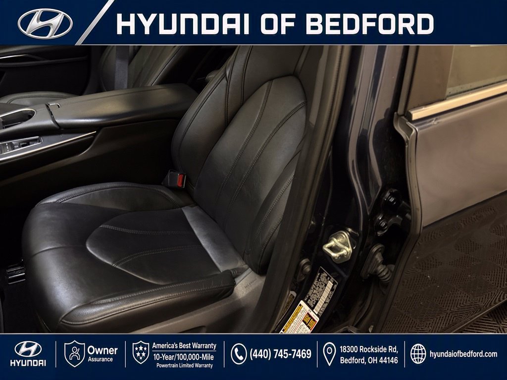 Used 2019 Toyota Avalon XLE w/ Moonroof Package FWD image 13