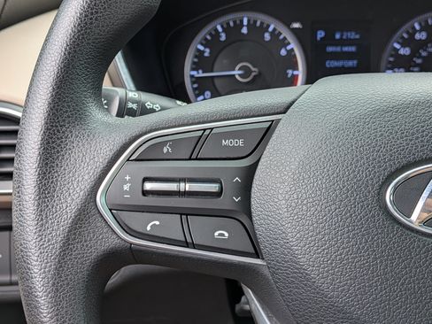 Used 2020 Hyundai Santa Fe SE FWD image 24