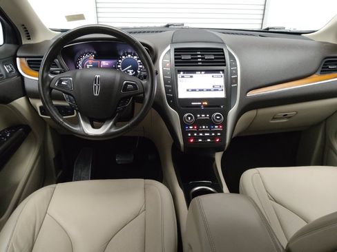 Used 2018 Lincoln MKC Select w/ Select Plus Package FWD image 22