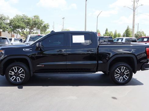 Certified 2025 GMC Sierra 1500 AT4 w/ AT4 Premium Package AWD/4WD image 10