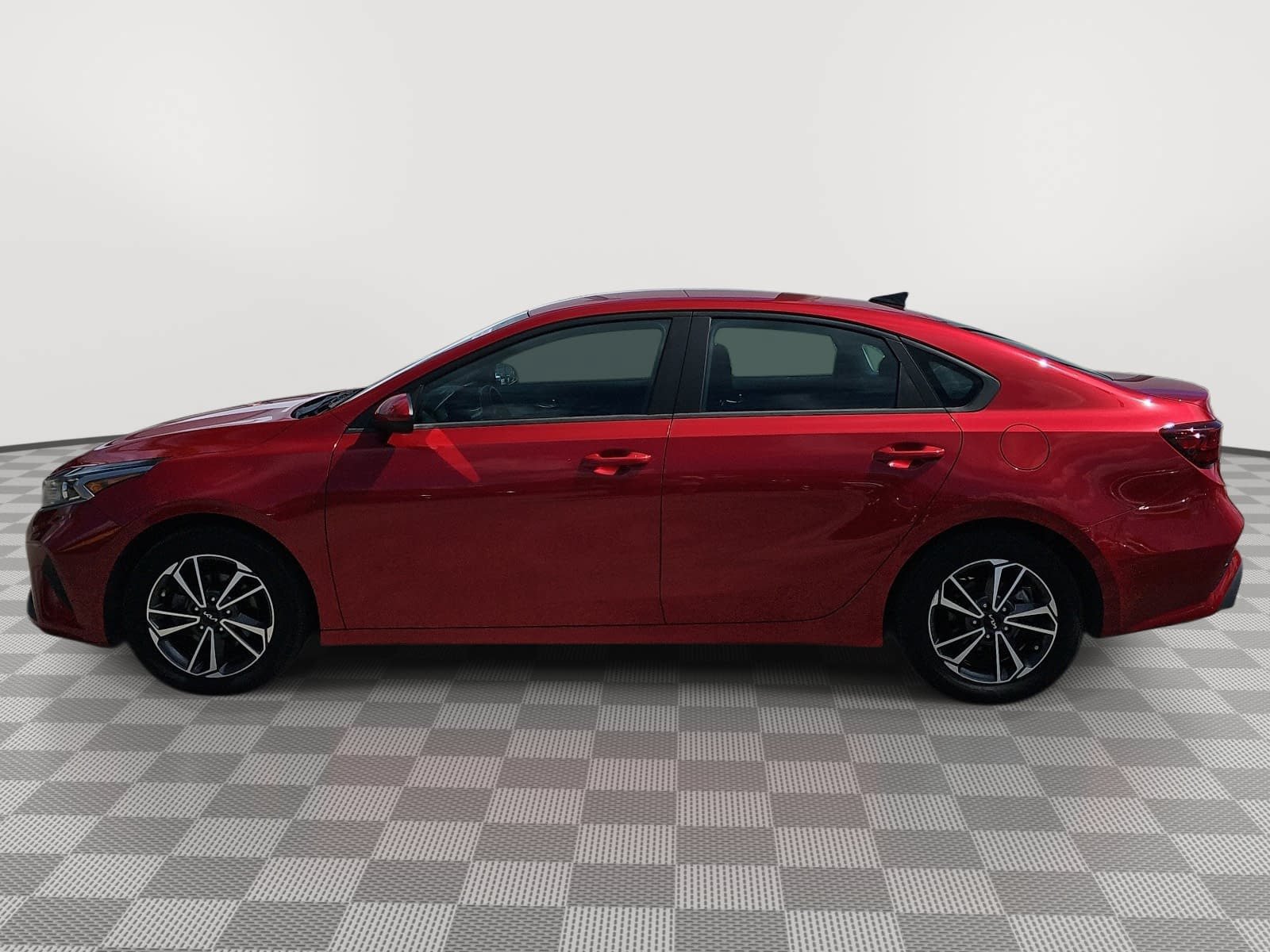 Used 2022 Kia Forte LXS FWD image 5
