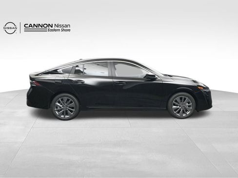 New 2026 Nissan Sentra SL FWD image 6