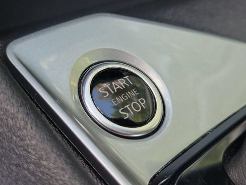 Used 2025 Nissan Altima 2.5 SV FWD image 28