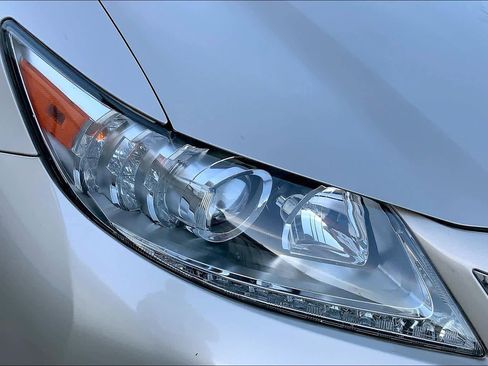 Used 2013 Lexus ES 300h Hybrid w/ Luxury Pkg image 26