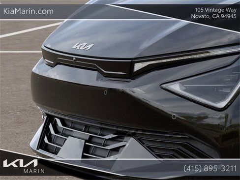 New 2025 Kia EV6 Wind image 12