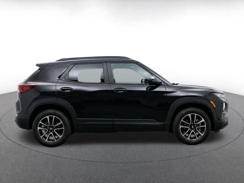 Used 2025 Chevrolet TrailBlazer LT FWD image 10