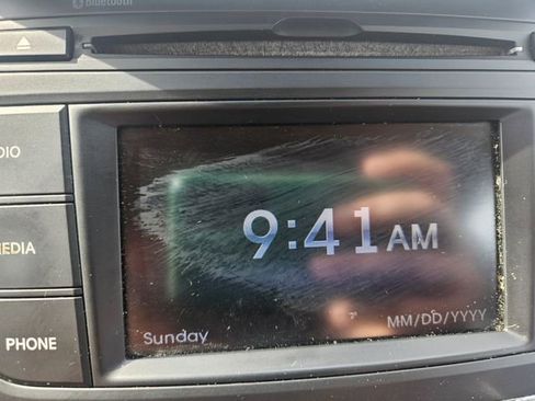 Used 2018 Hyundai Santa Fe Sport image 19