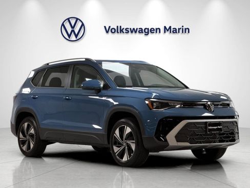 New 2026 Volkswagen Taos SE AWD/4WD image 7