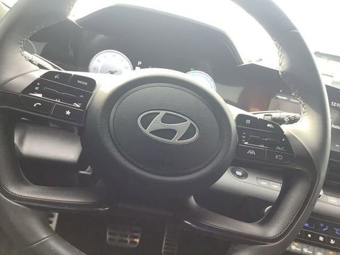 Certified 2025 Hyundai Elantra SEL w/ Cargo Package image 37