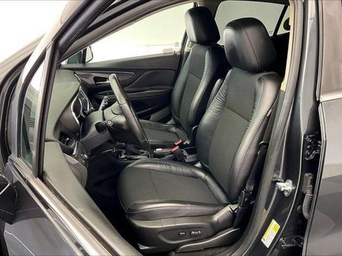 Used 2017 Buick Encore Preferred image 17