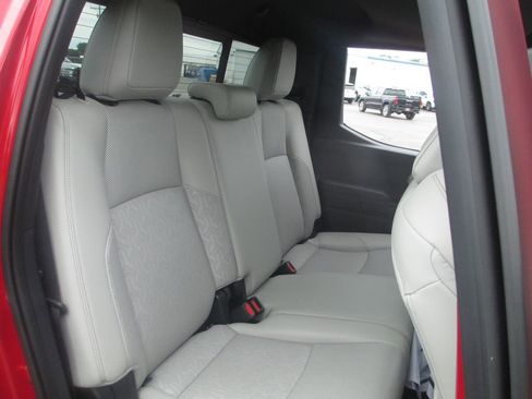 Used 2024 Toyota Tacoma 4x4 Double Cab Hybrid image 27