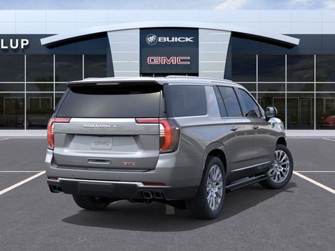 New 2026 GMC Yukon XL Denali w/ Denali Reserve Package AWD/4WD image 4