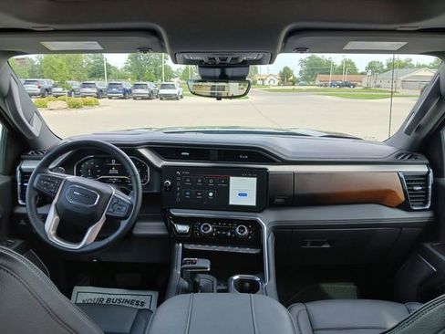 Certified 2023 GMC Sierra 1500 Denali w/ Technology Package AWD/4WD image 32
