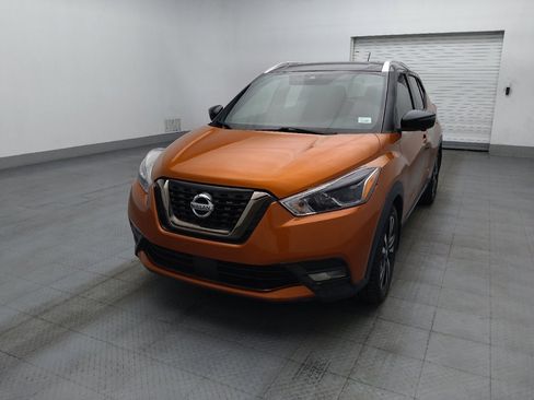 Used 2020 Nissan Kicks SR FWD image 15