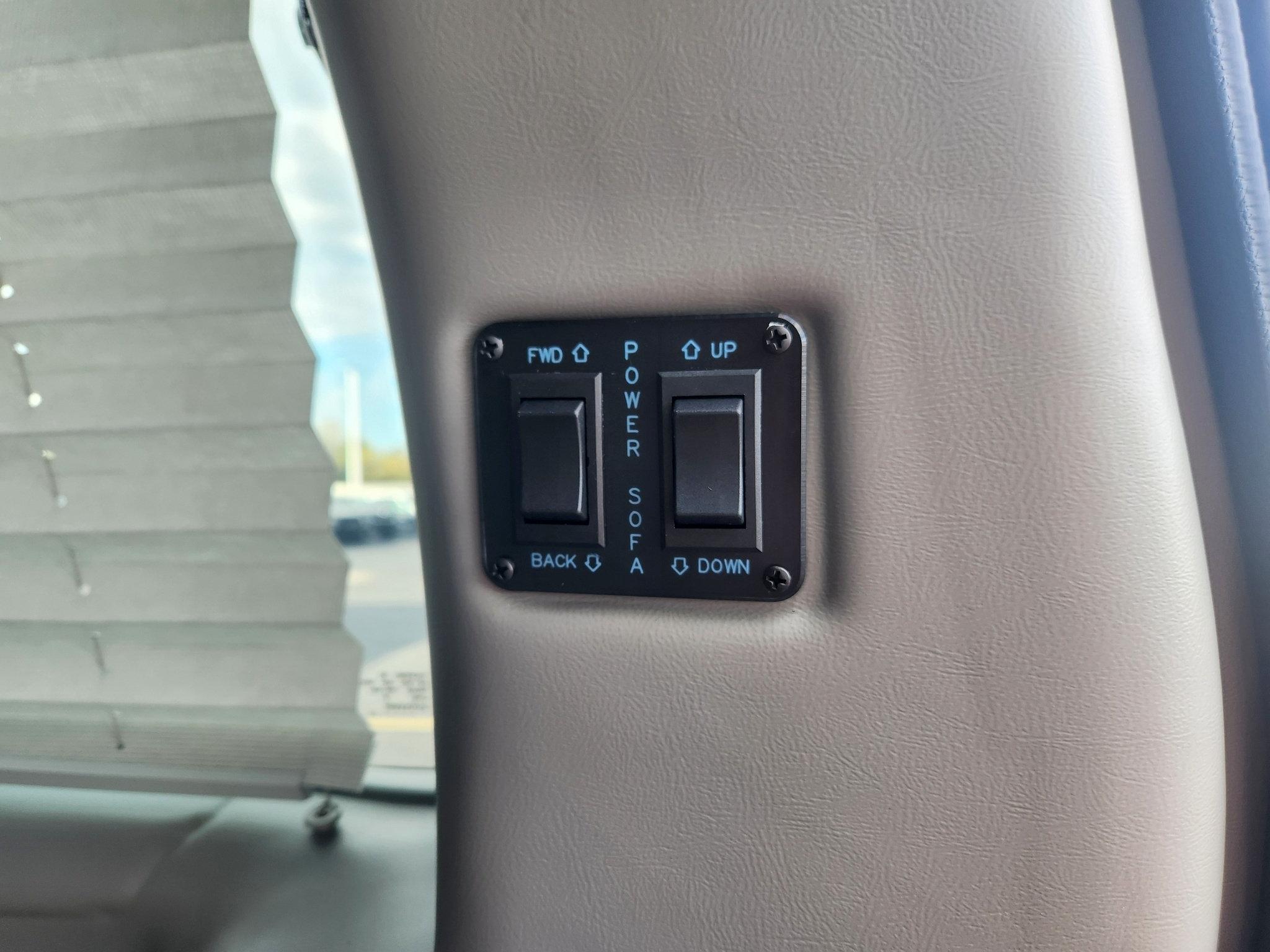 Used 2026 Chevrolet Express 2500 w/ Driver Convenience Package RWD image 31