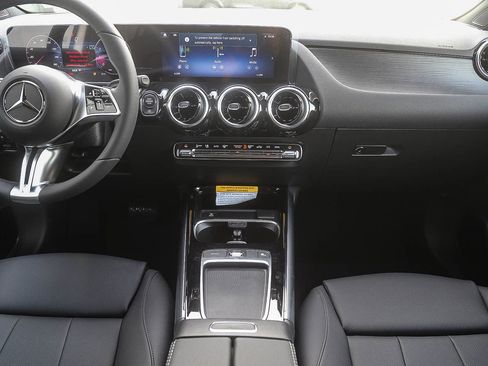 New 2026 Mercedes-Benz GLA 250 image 10