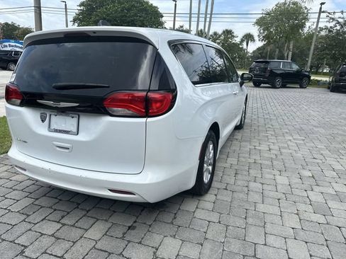 Used 2023 Chrysler Voyager LX FWD image 36