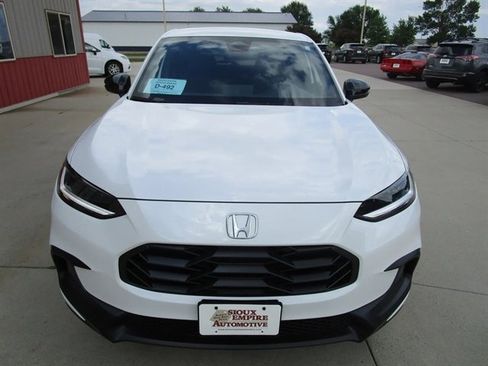 Used 2026 Honda HR-V Sport image 4