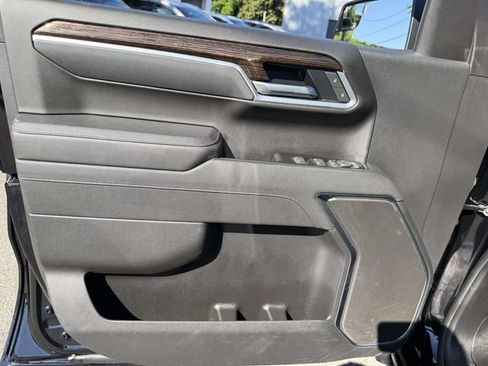 Used 2025 GMC Sierra 1500 Elevation AWD/4WD image 18