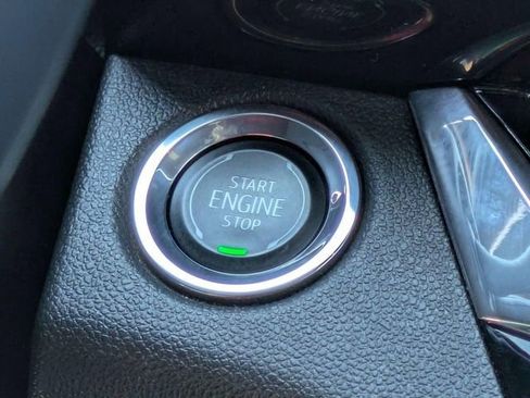 Certified 2025 Buick Envista Sport Touring FWD image 22