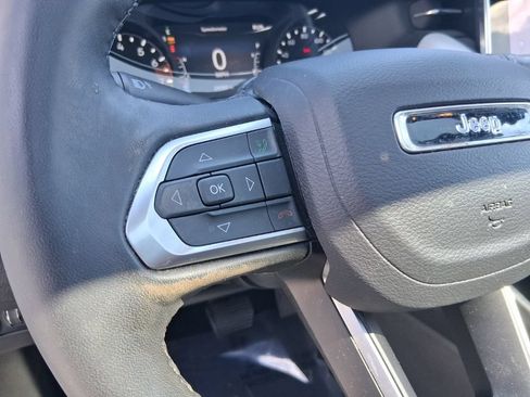 Used 2024 Jeep Compass Limited w/ Sun and Sound Group AWD/4WD image 34