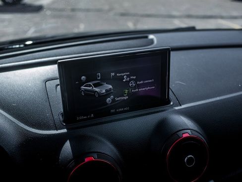 Used 2018 Audi RS 3 image 22