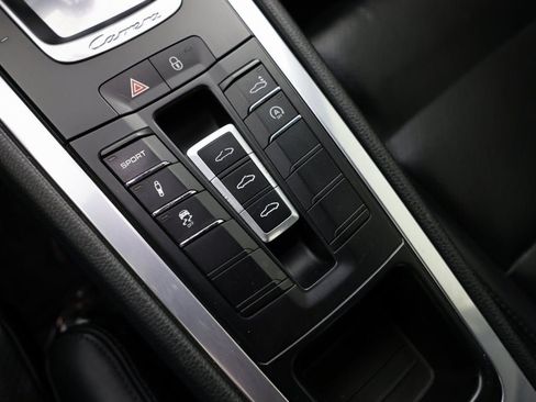Used 2013 Porsche 911 Carrera 4S AWD/4WD image 22