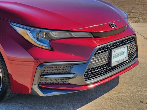 Used 2022 Toyota Corolla SE image 12