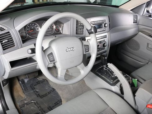Used 2007 Jeep Grand Cherokee Laredo AWD/4WD image 39