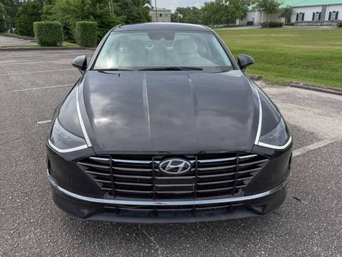 Used 2023 Hyundai Sonata SE w/ Preferred Accessory Package FWD image 10