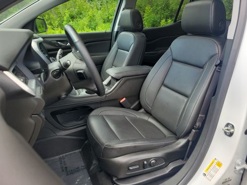 Used 2023 GMC Acadia SLT w/ Elevation Edition AWD/4WD image 14