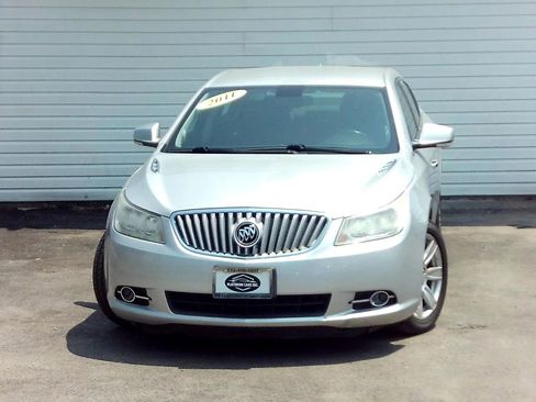 Used 2011 Buick LaCrosse CXL FWD image 6