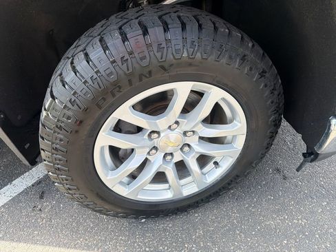 Used 2019 Chevrolet Silverado 1500 LT w/ All-Star Edition AWD/4WD image 9