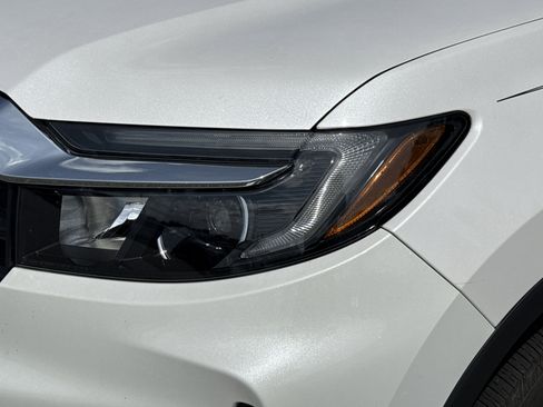 Used 2023 Honda Passport EX-L image 6