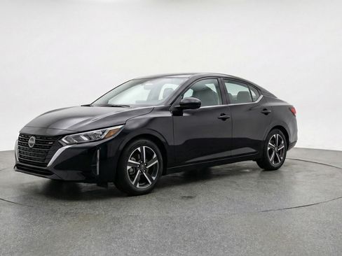 Used 2025 Nissan Sentra SV FWD image 3