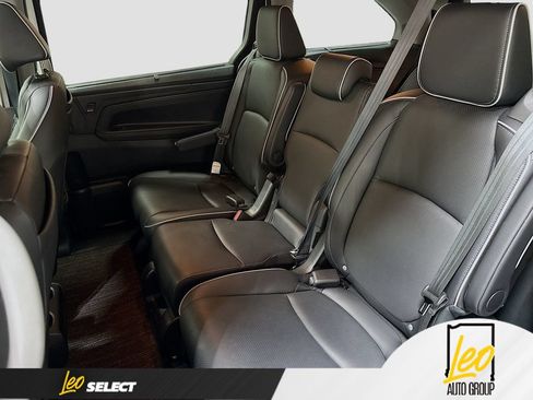 Used 2024 Honda Odyssey Elite image 27