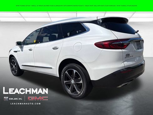 Used 2020 Buick Enclave Essence w/ Sport Touring Edition FWD image 6