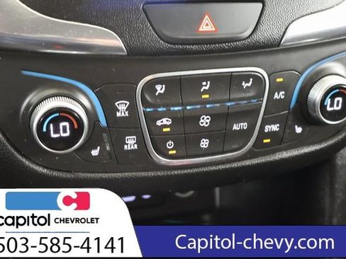 Used 2019 Chevrolet Equinox Premier FWD image 22