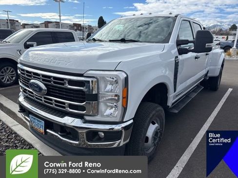 Used 2023 Ford F350 XLT image 3