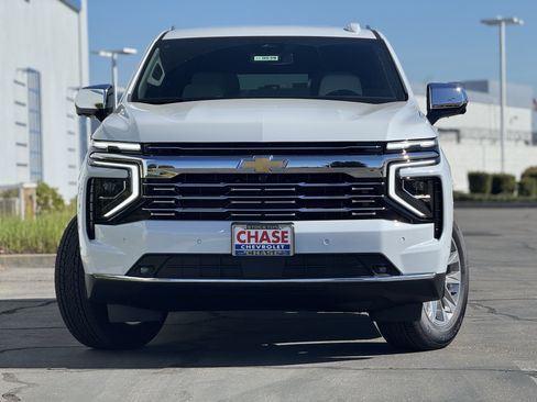 New 2026 Chevrolet Tahoe Premier AWD/4WD image 2