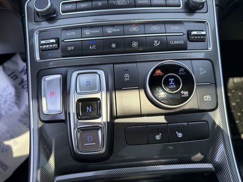 Certified 2023 Hyundai Santa Fe SEL w/ Premium Package AWD/4WD image 24