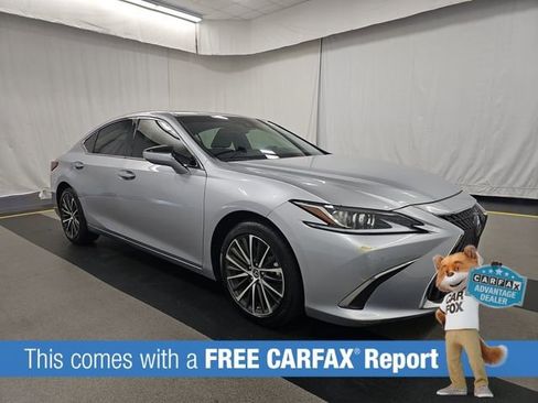 Used 2025 Lexus ES 350 w/ Premium Package image 2