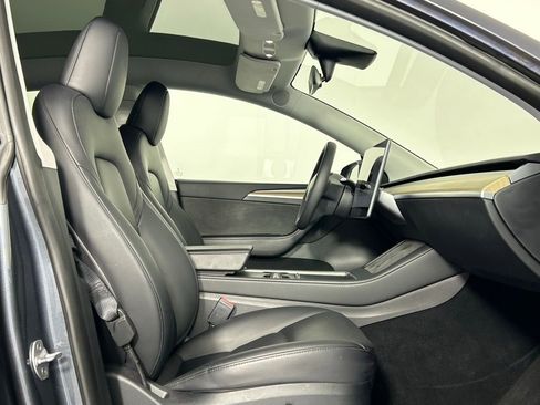 Used 2023 Tesla Model Y Long Range image 7