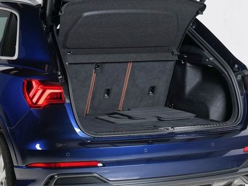 Certified 2022 Audi Q3 2.0T Premium Plus w/ Premium Plus Package image 6