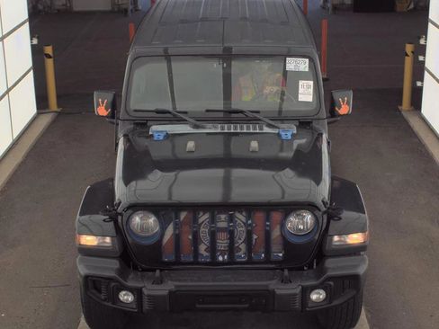 Used 2020 Jeep Wrangler Unlimited Sahara AWD/4WD image 2