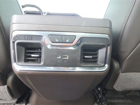 Used 2025 GMC Sierra 2500 Denali w/ Technology Package image 25