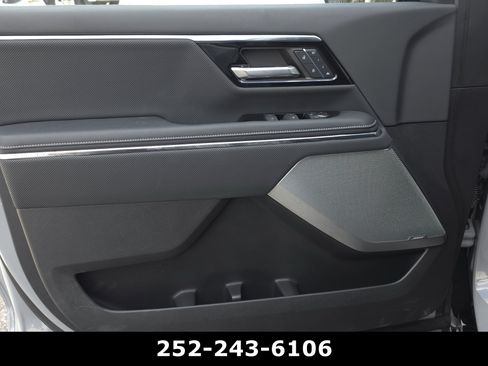 Used 2024 GMC Sierra EV Denali image 31