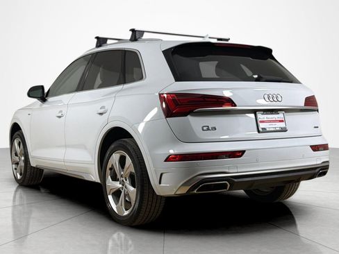 Used 2023 Audi Q5 2.0T Premium Plus w/ Premium Plus Package AWD/4WD image 3