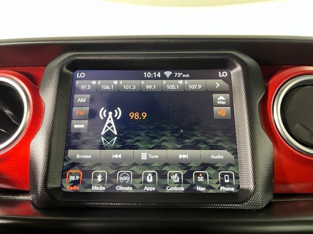 Used 2018 Jeep Wrangler Unlimited Rubicon w/ Dual Top Group AWD/4WD image 28